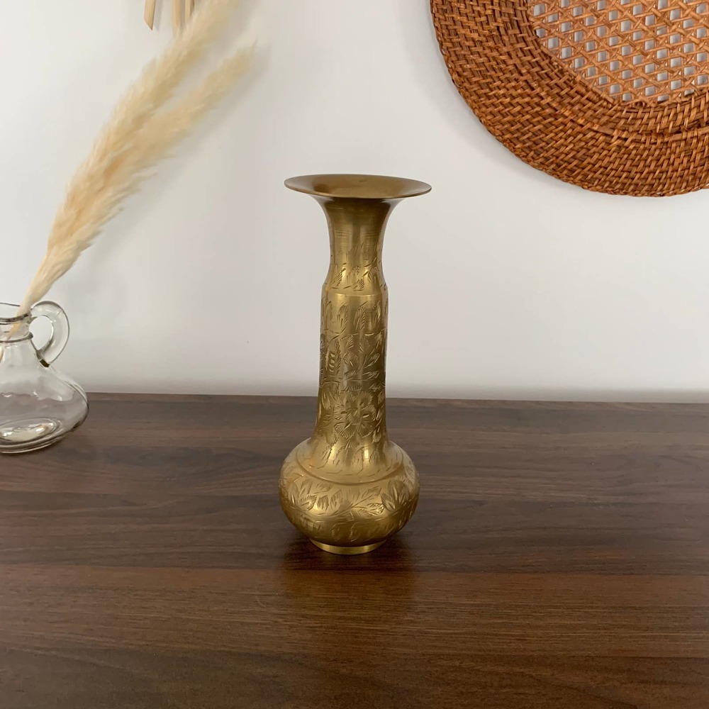 VTG Indian Gold Brass Etched Bottleneck Bud Vase - Picture 2 of 10